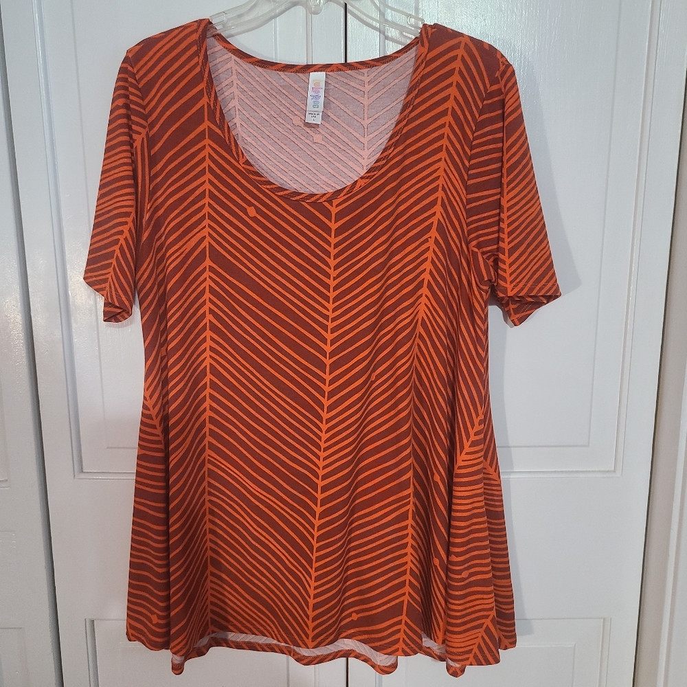LuLaRoe top size Large Orange, Red